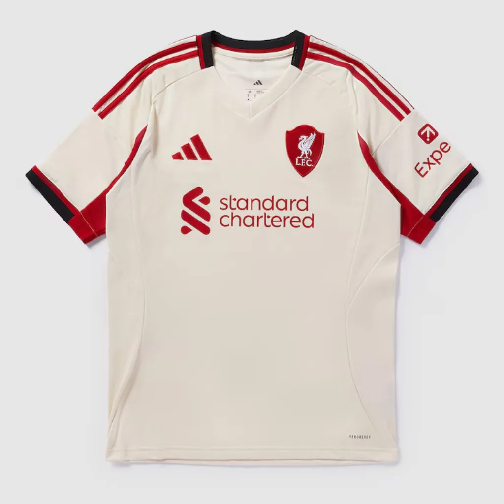 Camisa reserva Liverpool 2025 2026 branca creme adidas com escudo especial do Liver Bird inspirado na arquibancada histórica de Anfield