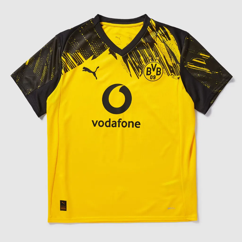Camisa titular Borussia Dortmund 2025 2026 amarela Puma com gráficos pretos nos ombros e escudo do BVB no peito