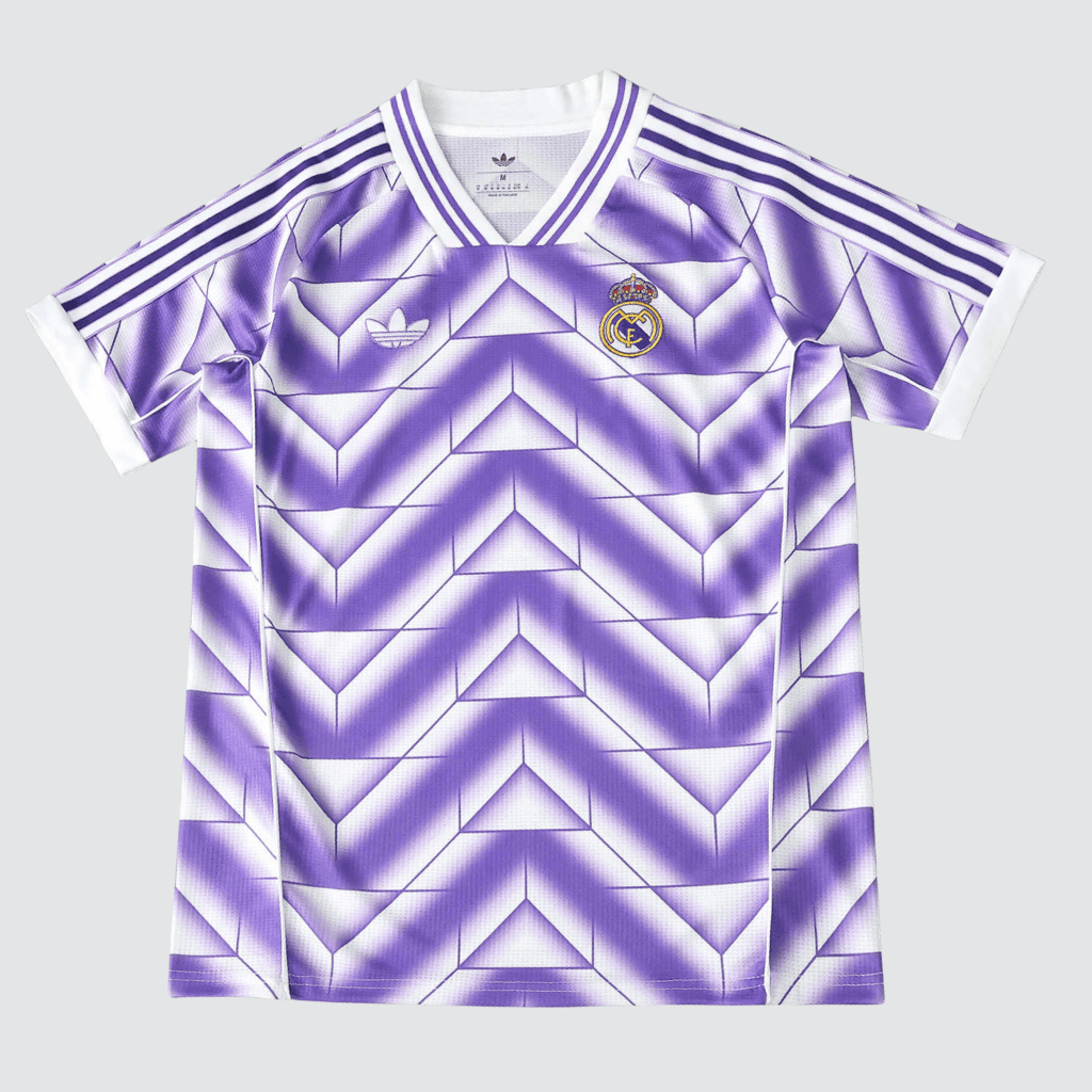 Frente da camisa Real Madrid LFSTLR 2025/26 esticada